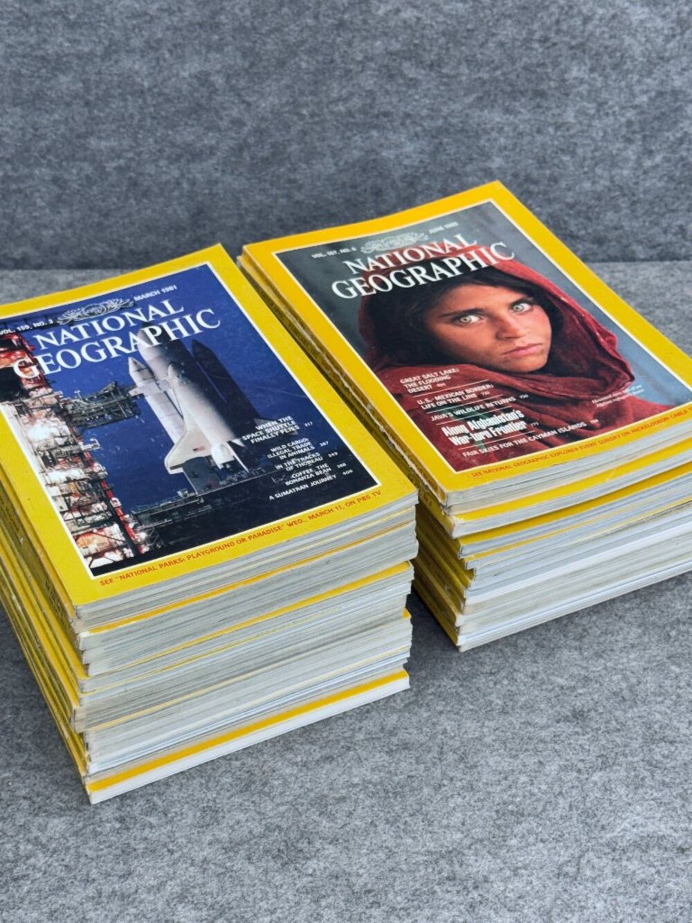 Collection of 33 National Geographic Magazine Random Pick No Duplicate No Labels